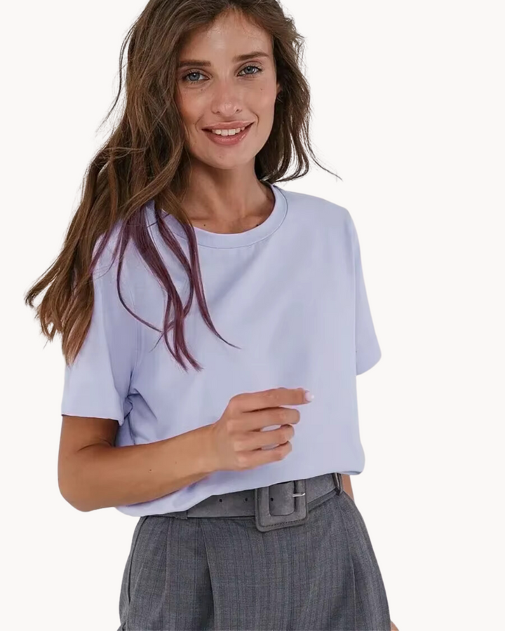 Vanessa | Essential Cotton Tee (Lebendige Farben)