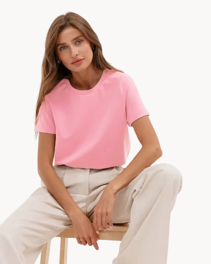 Vanessa | Essential Cotton Tee (Lebendige Farben)