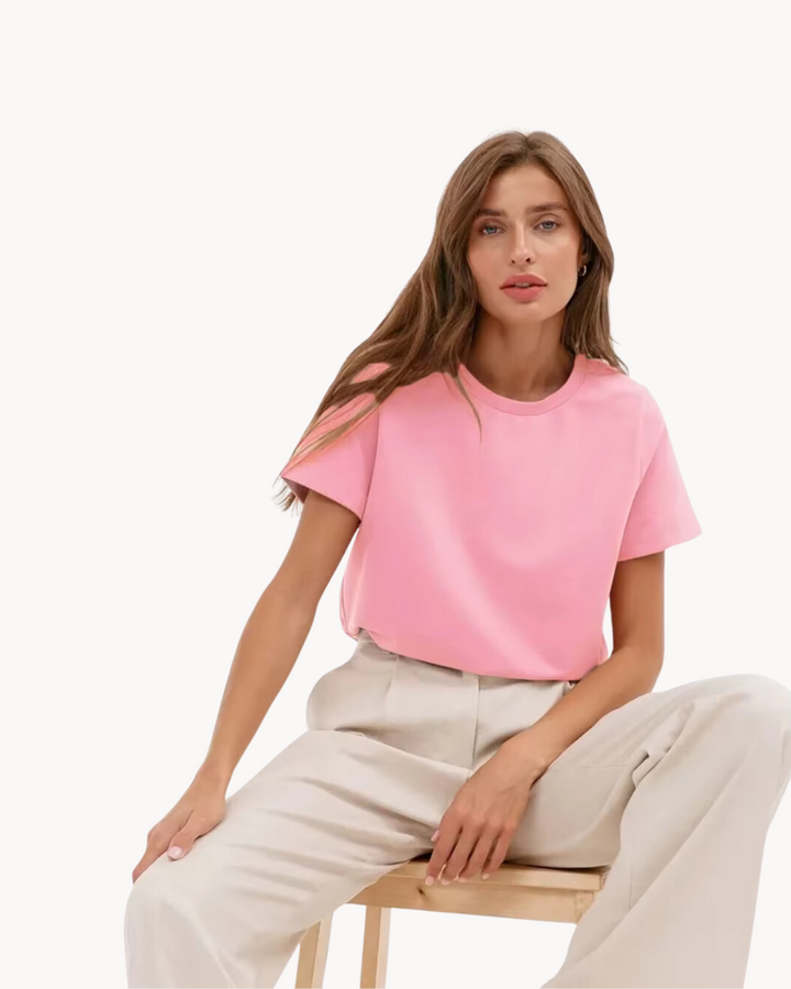 Vanessa | Essential Cotton Tee (Lebendige Farben)