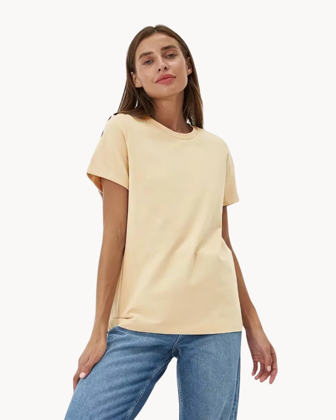 Vanessa | Essential Cotton Tee (Lebendige Farben)