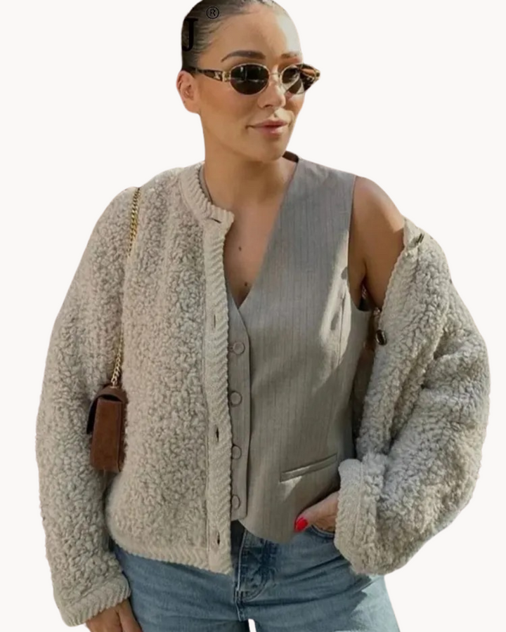 Valeria | Kuschelige Strickjacke