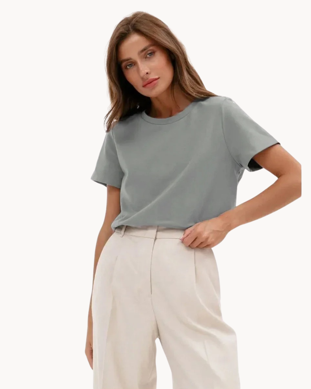 Vanessa | Essential Cotton Tee (Lebendige Farben)