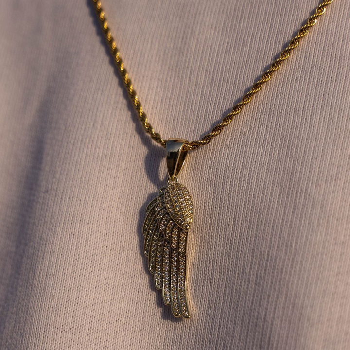 Gold Wing Pendant (Gold)