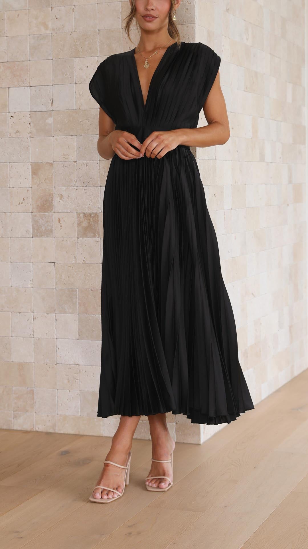 Maria | Elegantes & Raffiniertes Plisseekleid