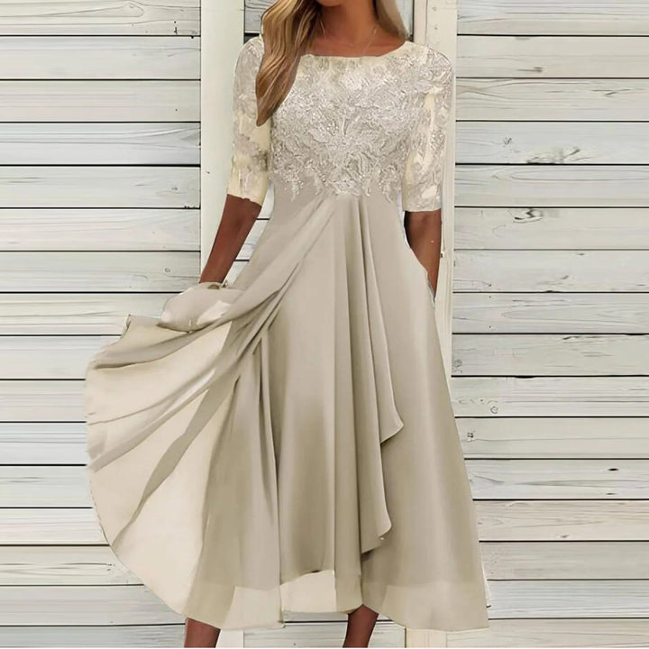 Chantal | Feminines & Verführerisches Spitzenkleid