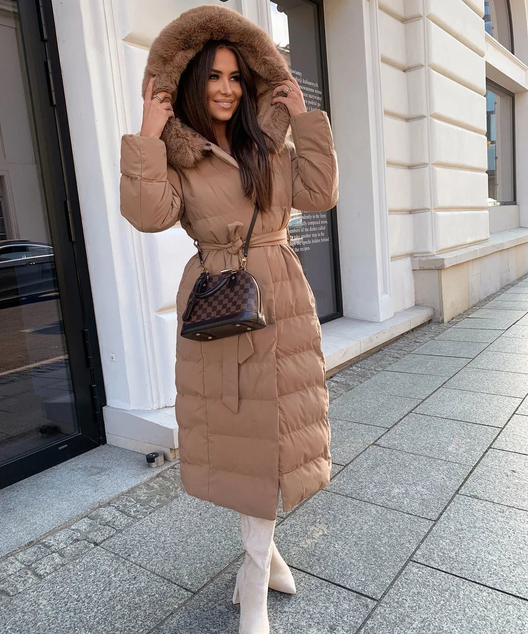Alina – Der Perfekte Wintermantel für Stil und Wärme